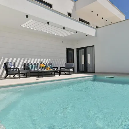 Oasis Trogir