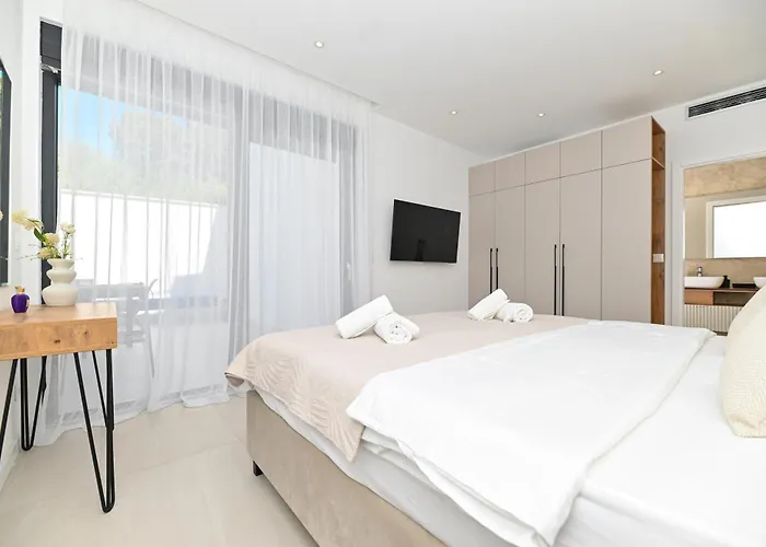Oasis Willa Trogir