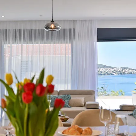 Oasis Villa