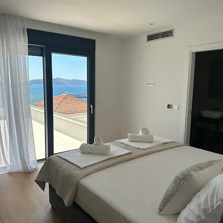 Oasis * Trogir